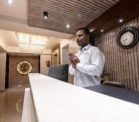 Hotel Emerald Inn Bhopal Exterior photo