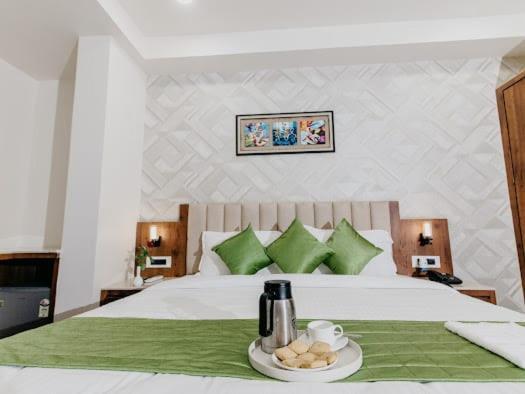 Hotel Emerald Inn Bhopal Exterior photo